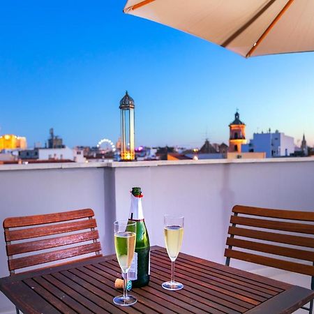-Malagasunapts-Private Terrace Penthouse Esterno foto