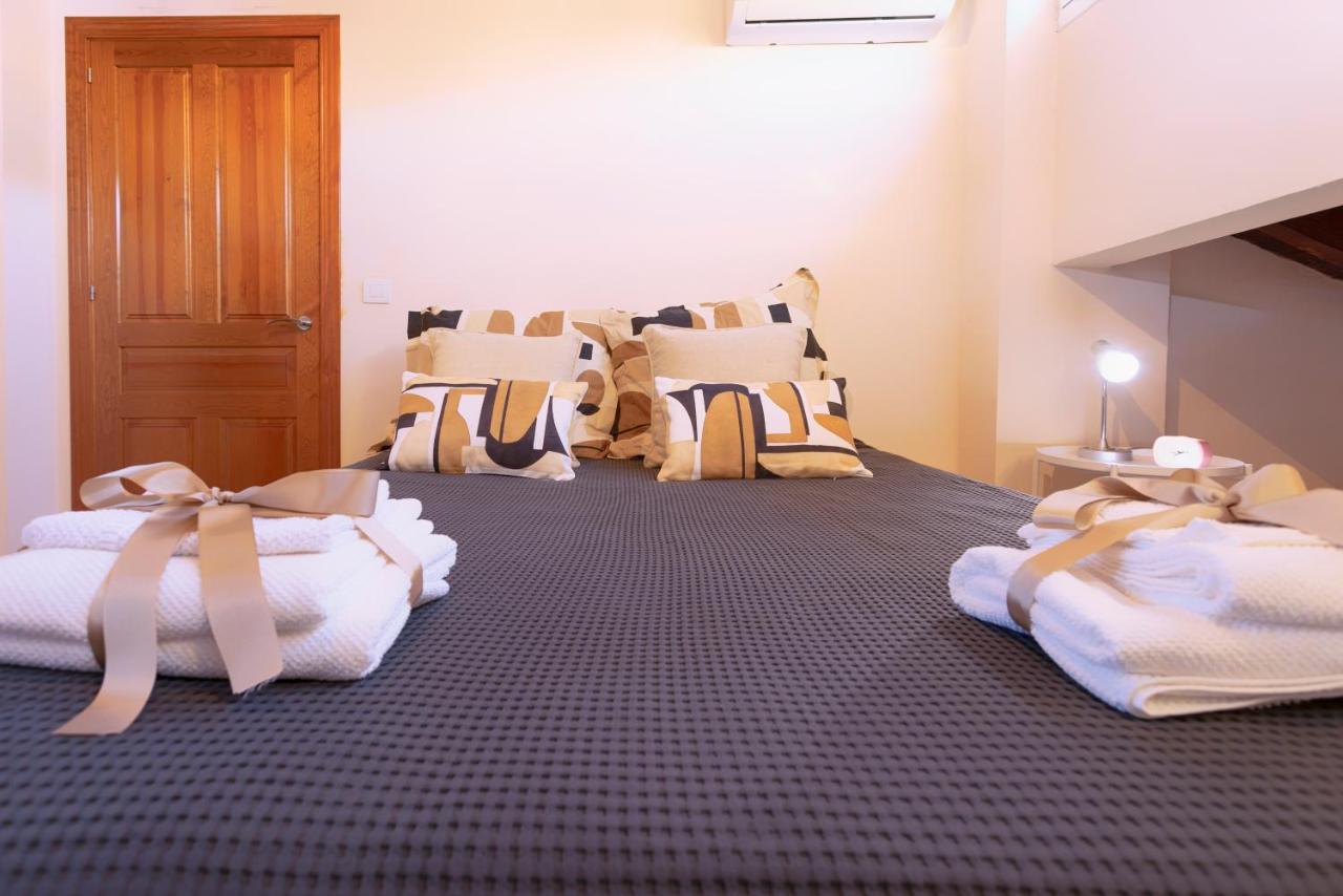 -Malagasunapts-Private Terrace Penthouse Esterno foto