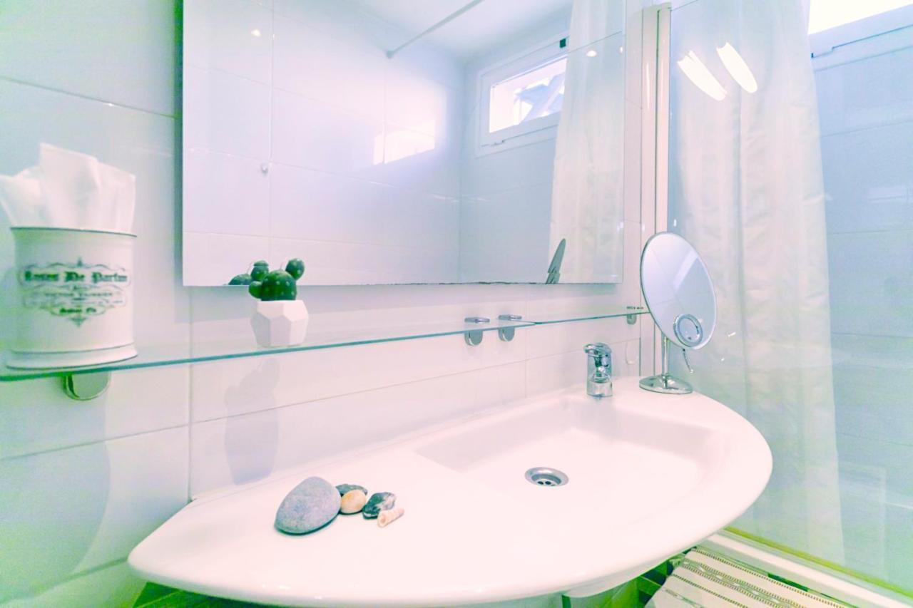 -Malagasunapts-Private Terrace Penthouse Esterno foto